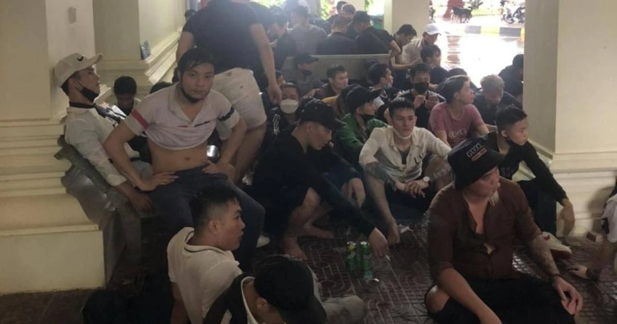 Hàng chục lao động làm việc tại casino Campuchia tháo chạy về hướng cửa khẩu Mộc Bài